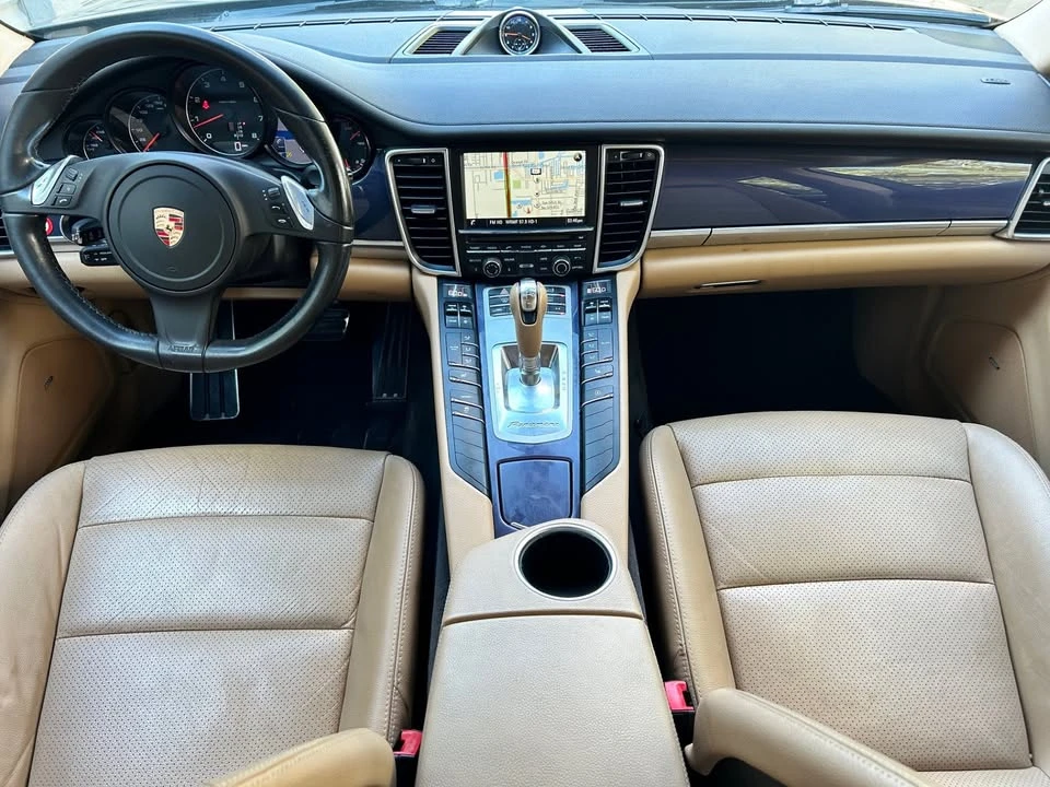 2016 Porsche 970 Panamera - Image 12 of 16
