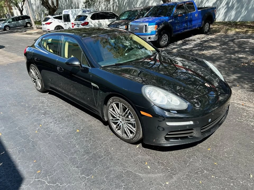 2016 Porsche 970 Panamera - Image 4 of 16