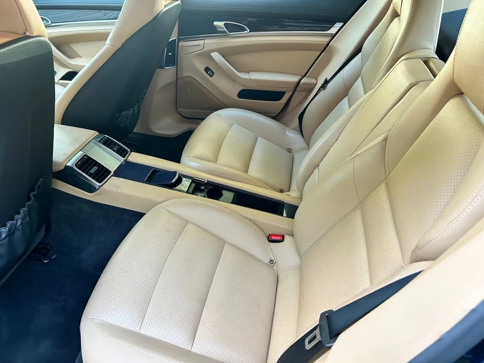 2016 Porsche 970 Panamera - Image 16 of 16