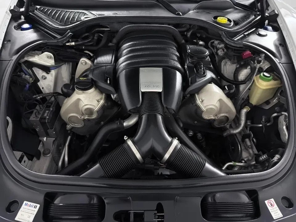 2016 Porsche 970 Panamera - Image 20 of 20
