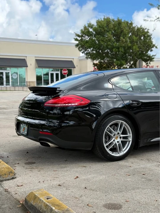 2016 Porsche 970 Panamera - Image 8 of 18