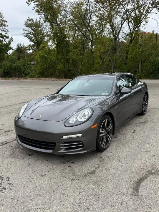 2016 Porsche 970 Panamera - Image 2 of 18