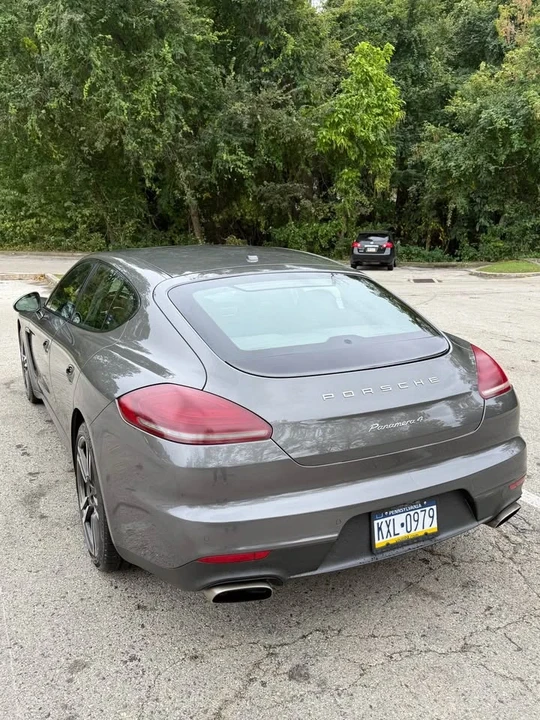 2016 Porsche 970 Panamera - Image 8 of 18