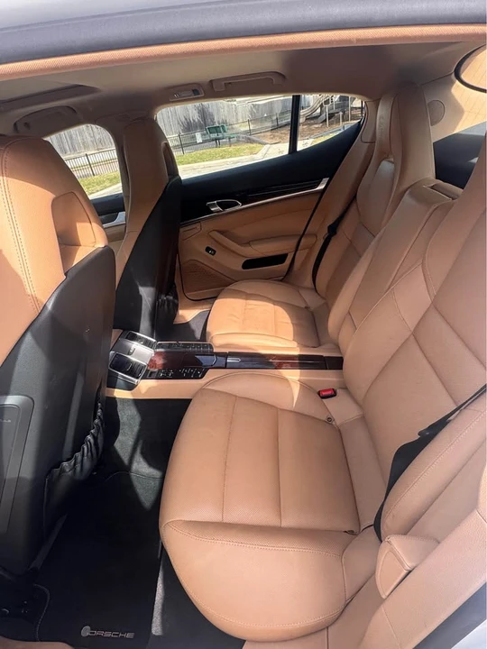 2016 Porsche 970 Panamera - Image 12 of 14