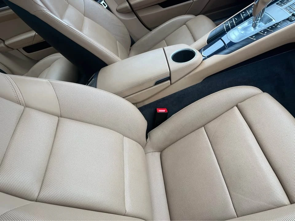 2016 Porsche 970 Panamera - Image 7 of 7