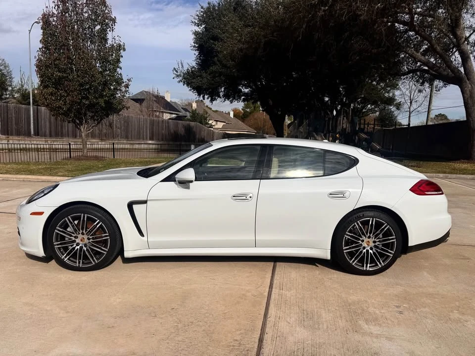 2016 Porsche 970 Panamera - Image 3 of 14
