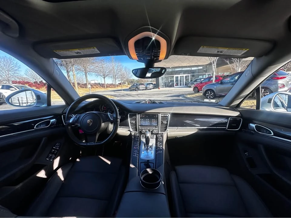 2016 Porsche 970 Panamera - Image 9 of 18