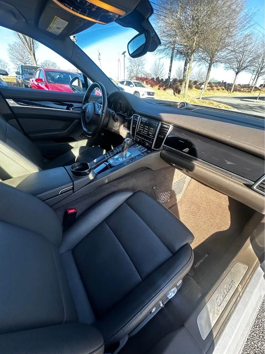 2016 Porsche 970 Panamera - Image 12 of 18