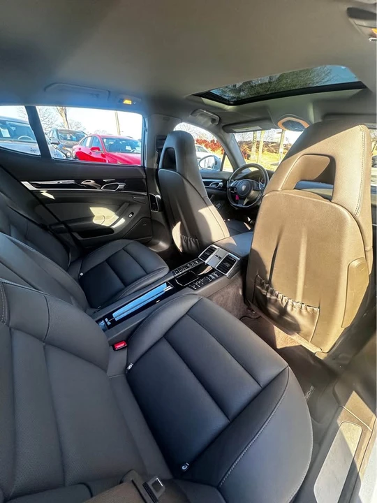 2016 Porsche 970 Panamera - Image 15 of 18