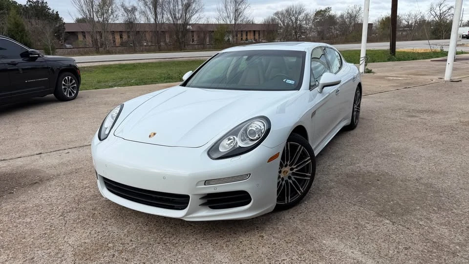 2016 Porsche 970 Panamera - Image 7 of 16