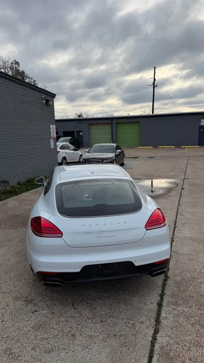 2016 Porsche 970 Panamera - Image 6 of 16