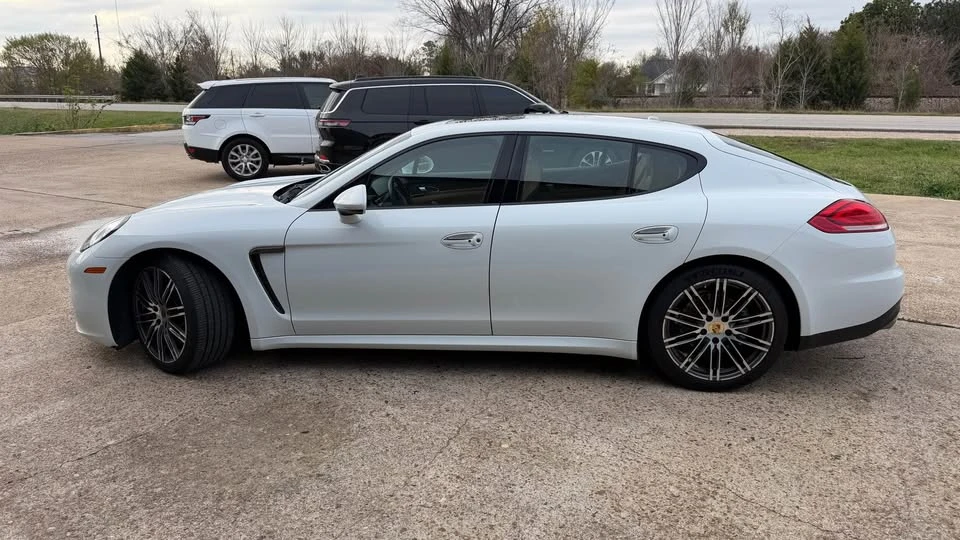 2016 Porsche 970 Panamera - Image 4 of 16