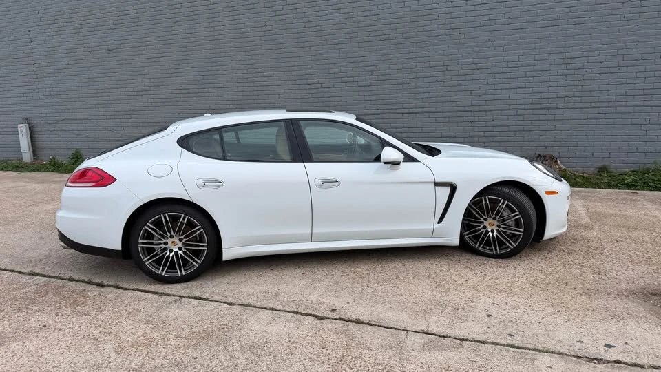 2016 Porsche 970 Panamera - Image 2 of 16