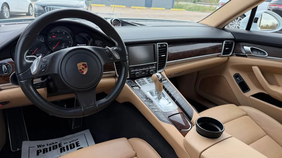 2016 Porsche 970 Panamera - Image 12 of 16