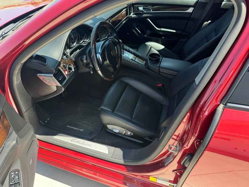 2016 Porsche 970 Panamera - Image 10 of 11