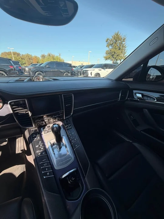 2016 Porsche 970 Panamera - Image 9 of 12