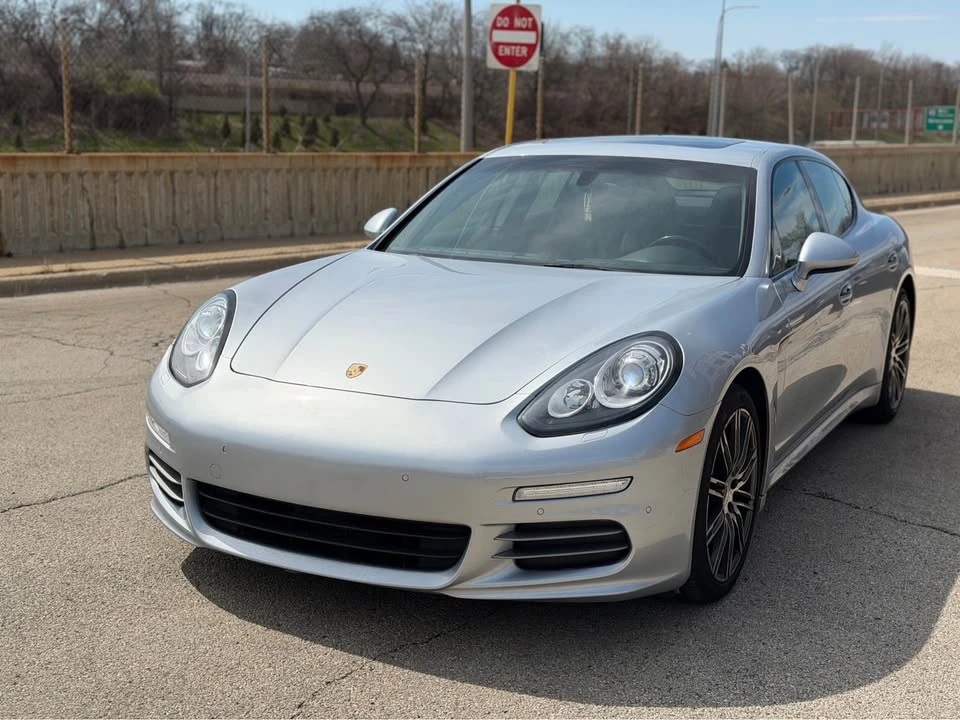 2016 Porsche 970 Panamera - Image 2 of 20