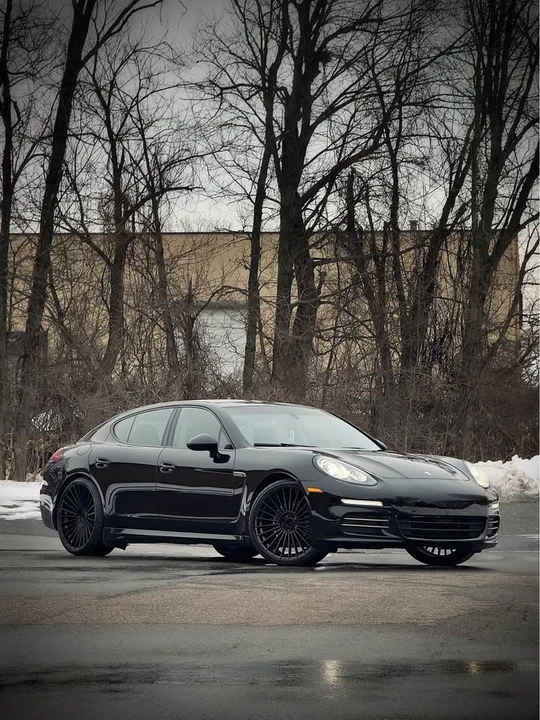 2016 Porsche 970 Panamera - Image 2 of 11