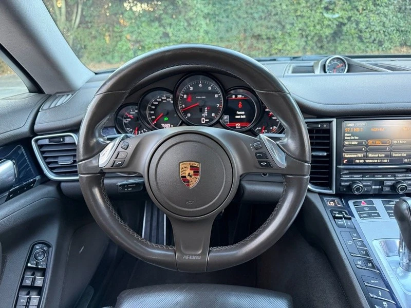 2016 Porsche 970 Panamera - Image 15 of 18