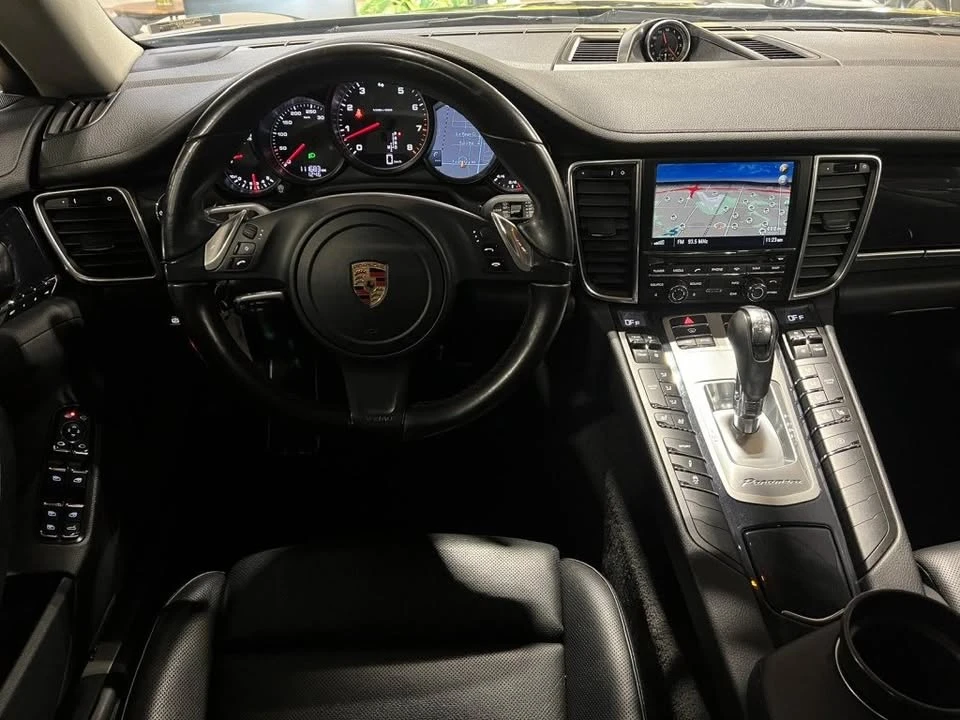 2016 Porsche 970 Panamera - Image 8 of 12