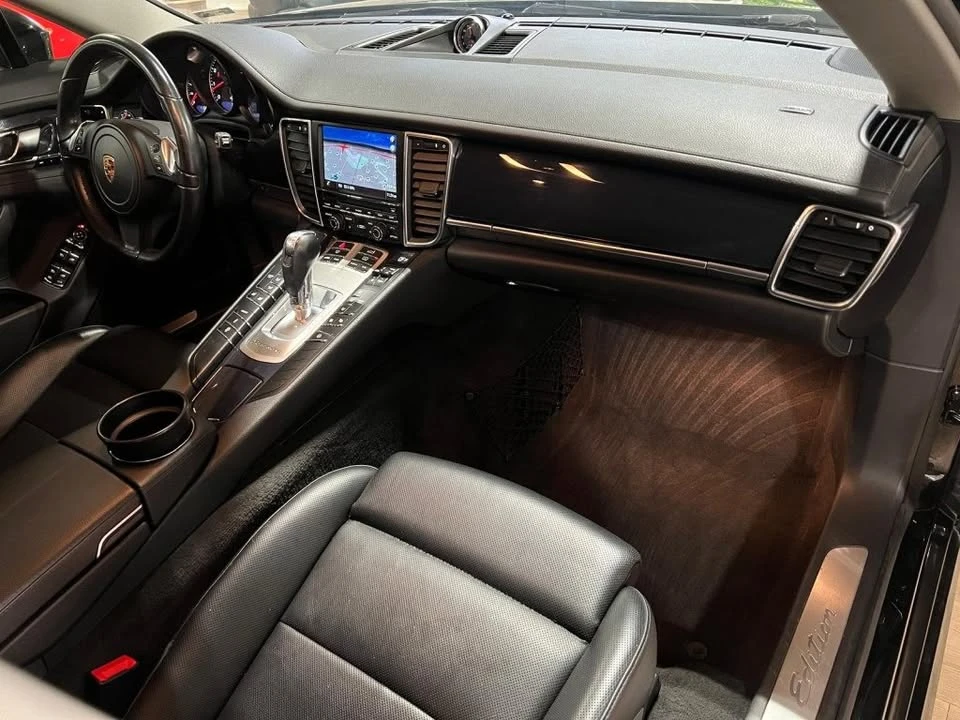 2016 Porsche 970 Panamera - Image 10 of 12
