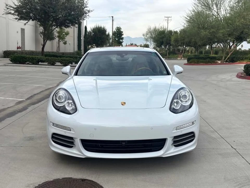 2016 Porsche 970 Panamera - Image 8 of 20