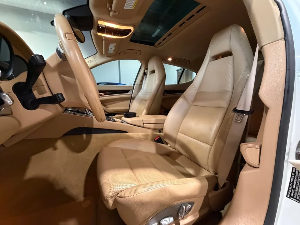 2016 Porsche 970 Panamera - Image 10 of 20