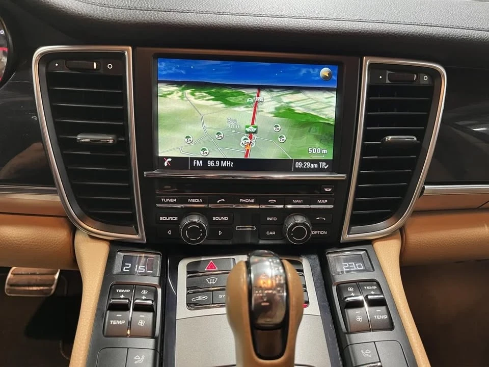 2016 Porsche 970 Panamera - Image 14 of 20