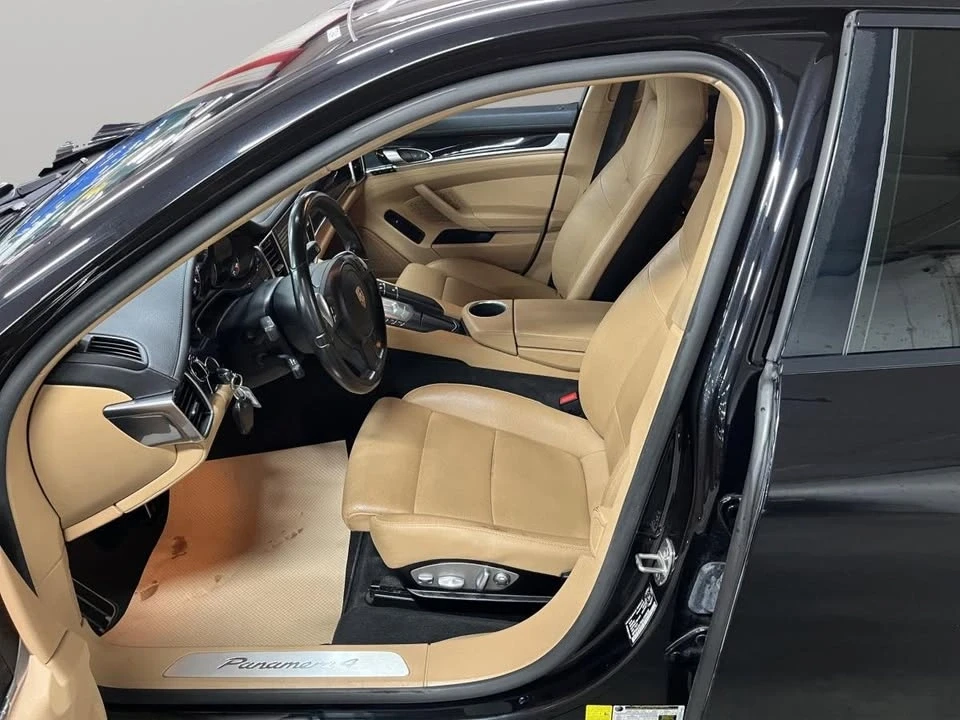 2016 Porsche 970 Panamera - Image 16 of 19