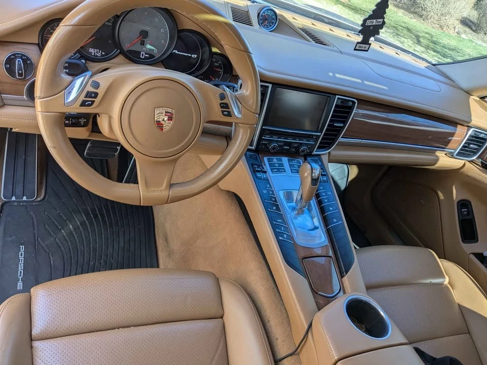 2016 Porsche 970 Panamera 4S - Image 9 of 13