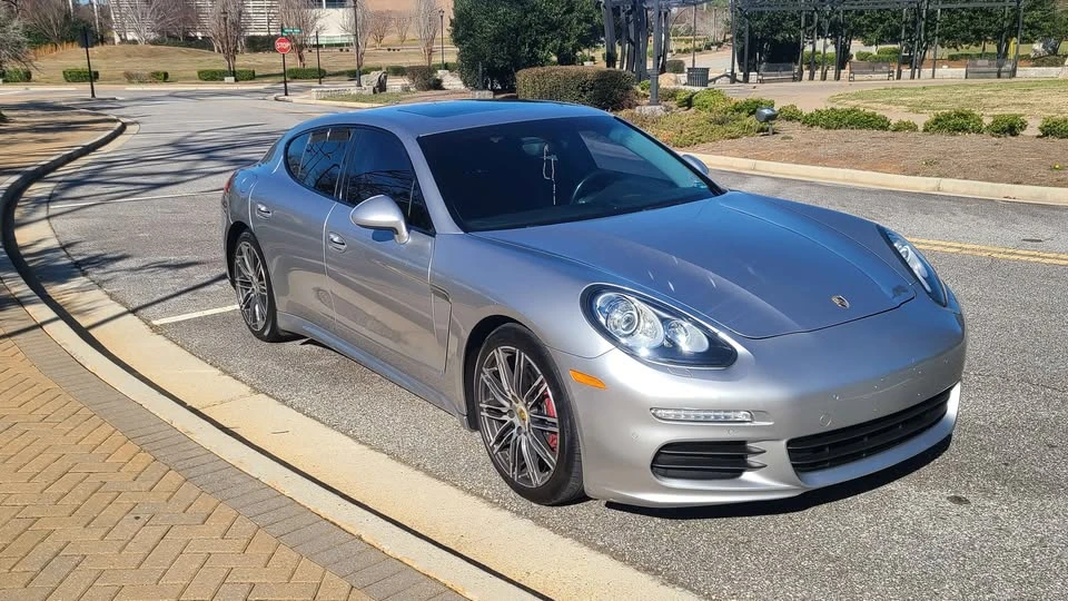2016 Porsche 970 Panamera 4S - Image 2 of 11