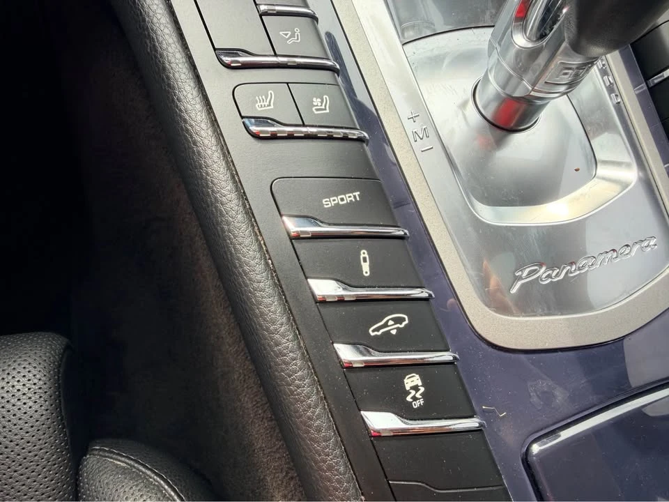 2016 Porsche 970 Panamera 4S - Image 12 of 13