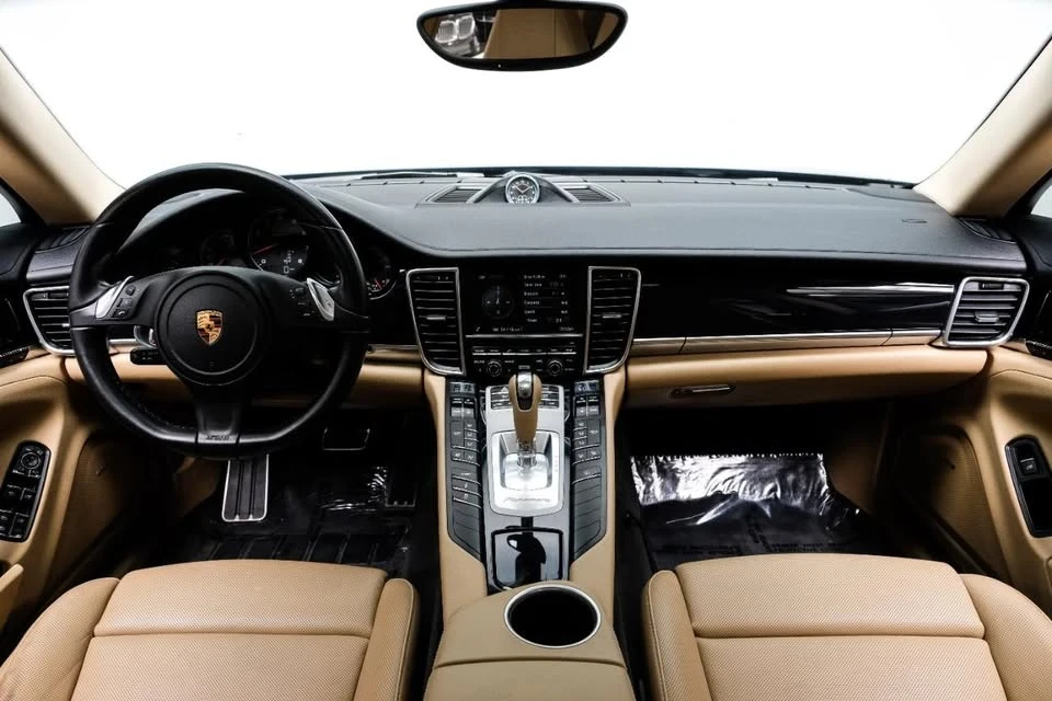2016 Porsche 970 Panamera - Image 16 of 20