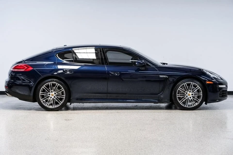 2016 Porsche 970 Panamera - Image 8 of 20