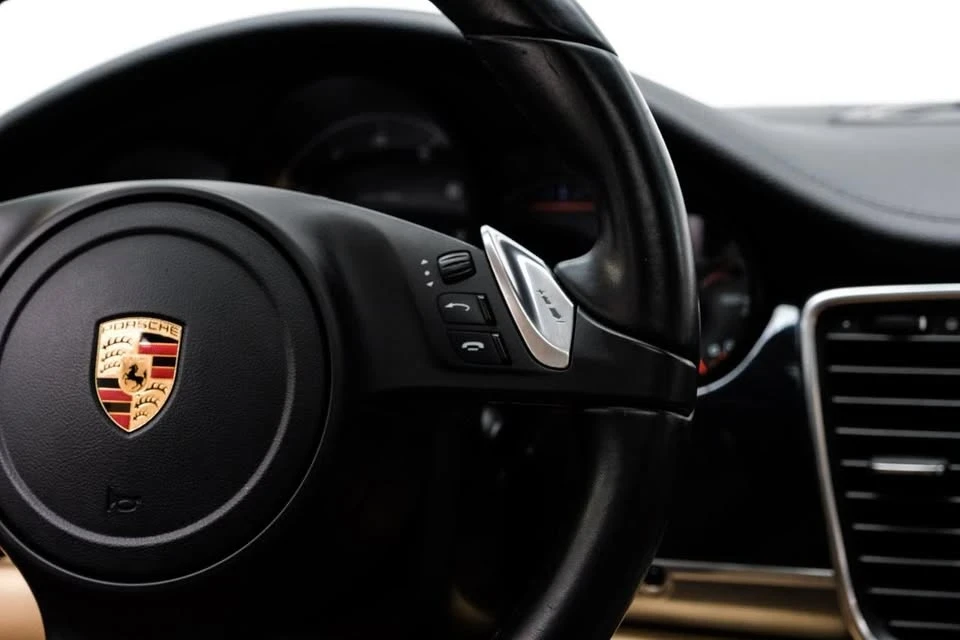 2016 Porsche 970 Panamera - Image 20 of 20