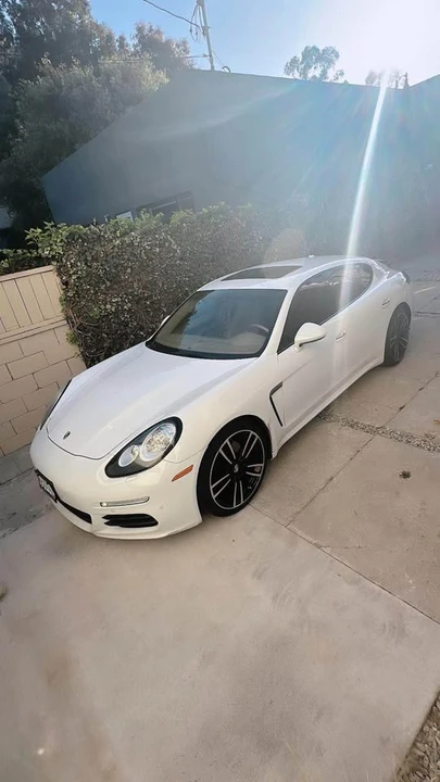 2016 Porsche 970 Panamera - Image 4 of 12