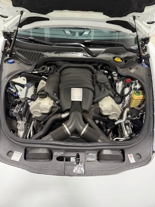 2016 Porsche 970 Panamera - Image 17 of 17