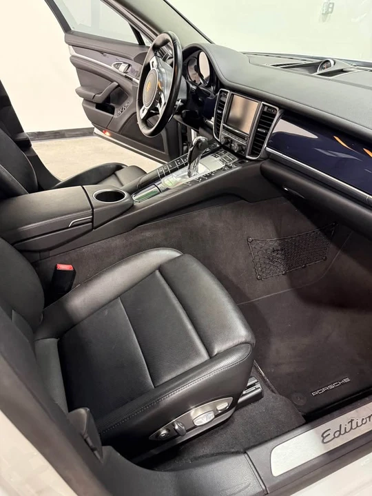 2016 Porsche 970 Panamera - Image 10 of 17