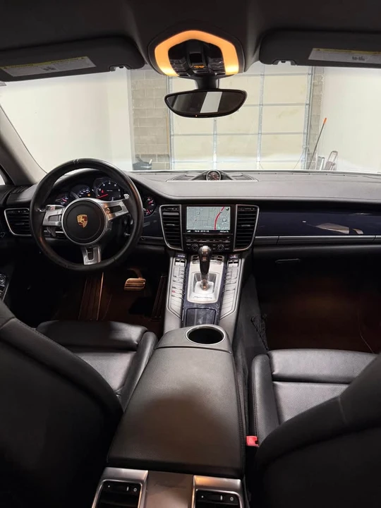 2016 Porsche 970 Panamera - Image 15 of 17