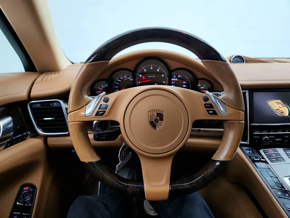 2016 Porsche 970 Panamera - Image 11 of 17