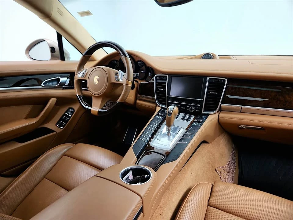 2016 Porsche 970 Panamera - Image 13 of 17
