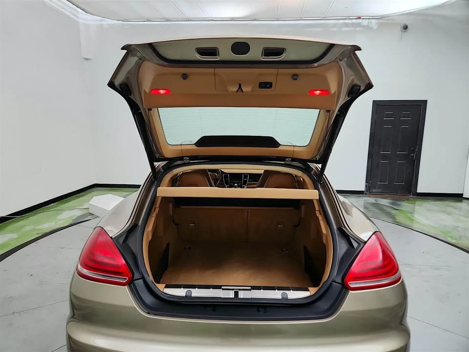 2016 Porsche 970 Panamera - Image 15 of 17