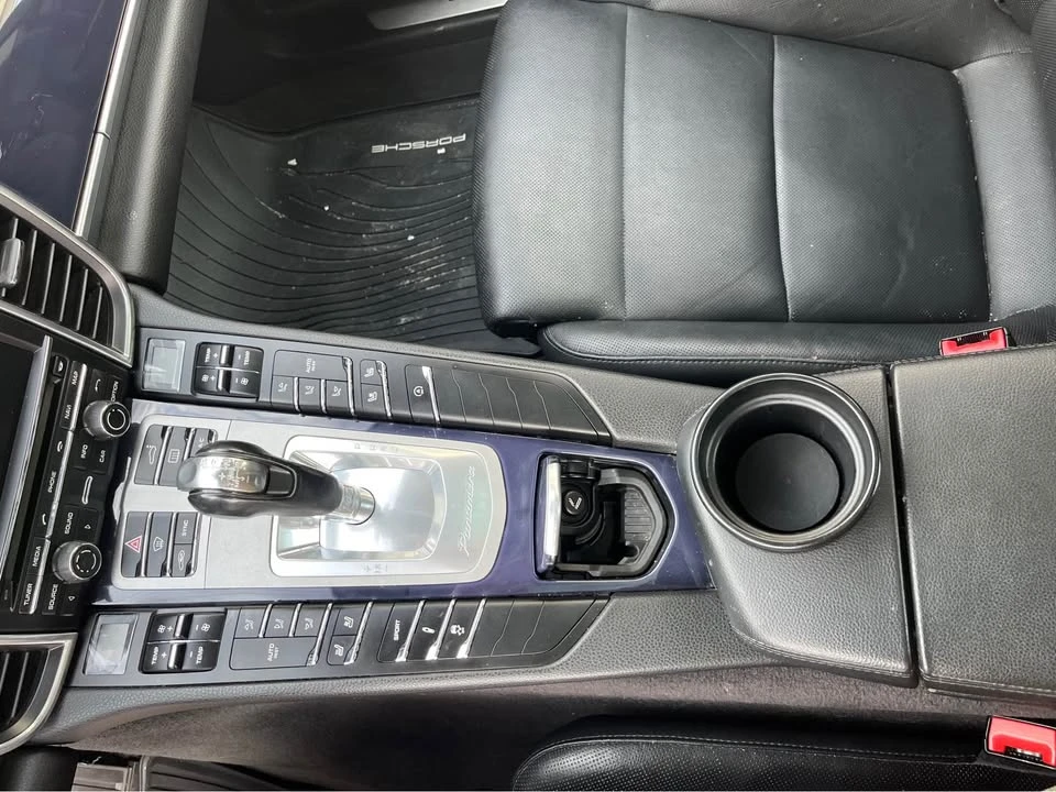 2016 Porsche 970 Panamera - Image 13 of 20
