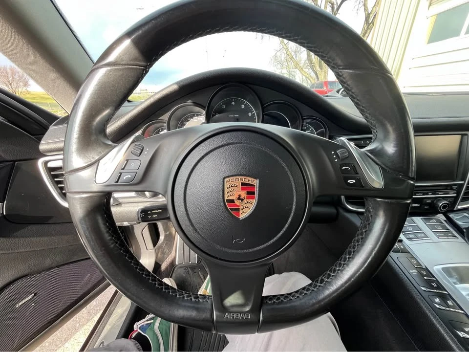 2016 Porsche 970 Panamera - Image 11 of 20