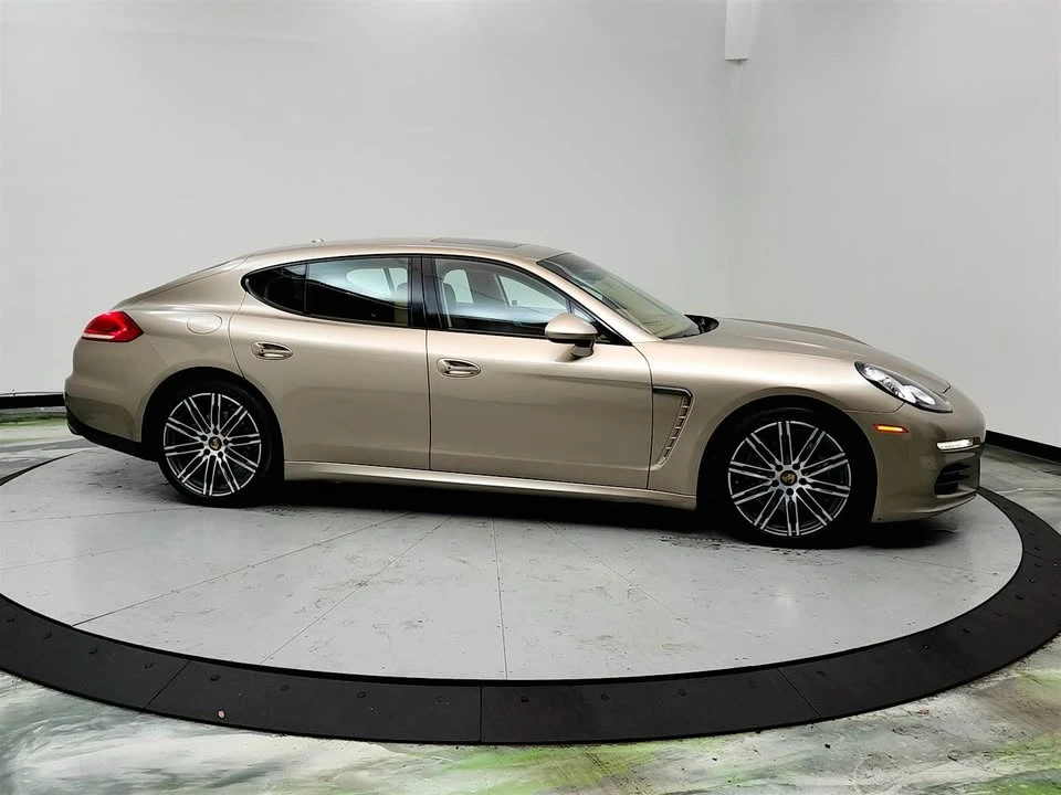 2016 Porsche 970 Panamera - Image 2 of 17