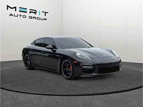 2016 Porsche Panamera GTS Sedan