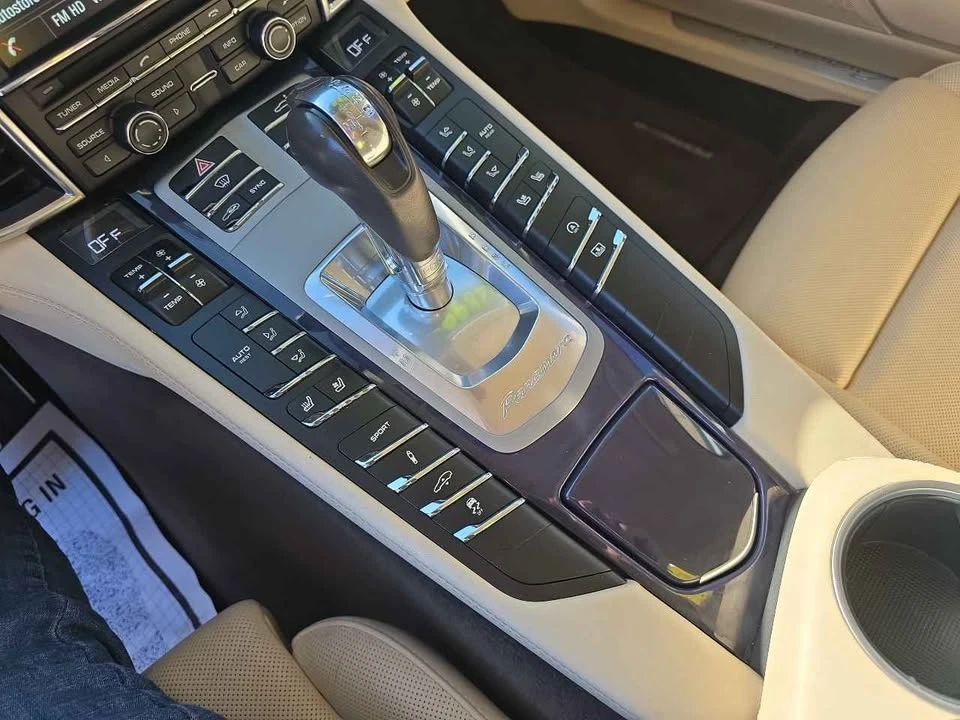 2016 Porsche 970 Panamera S - Image 13 of 20