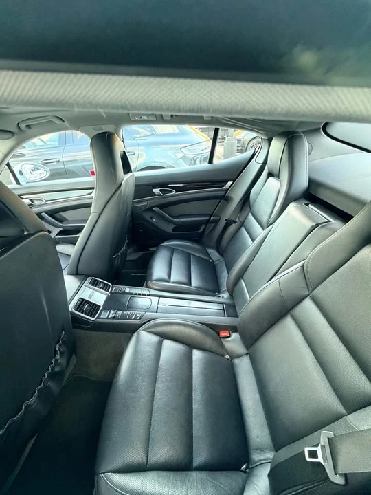2016 Porsche 970 Panamera S - Image 6 of 6