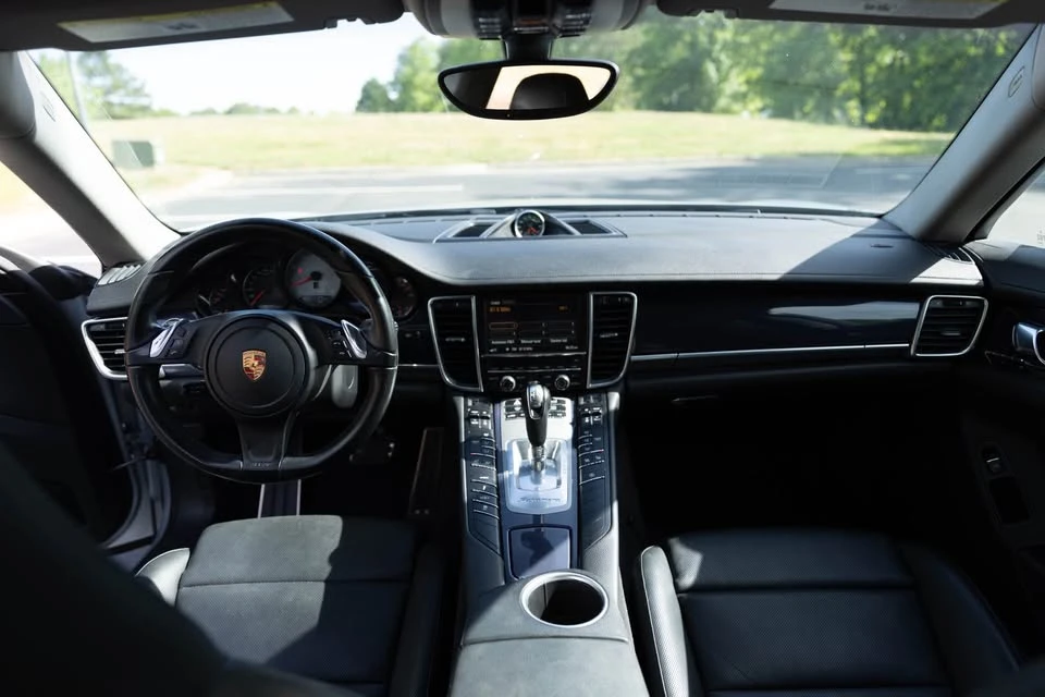 2016 Porsche 970 Panamera S - Image 8 of 16