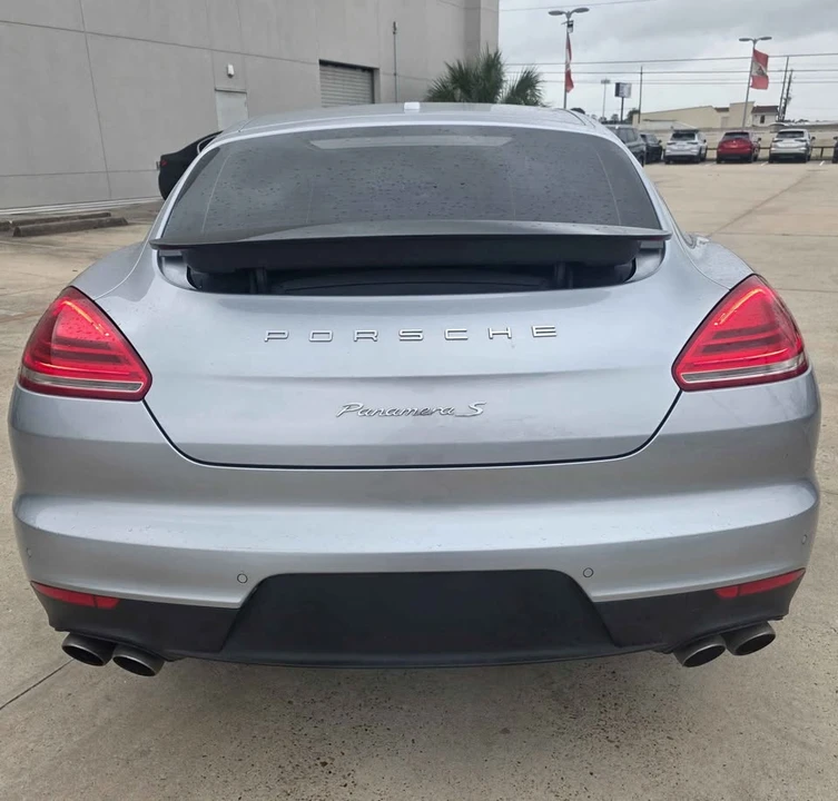 2016 Porsche 970 Panamera - Image 9 of 11